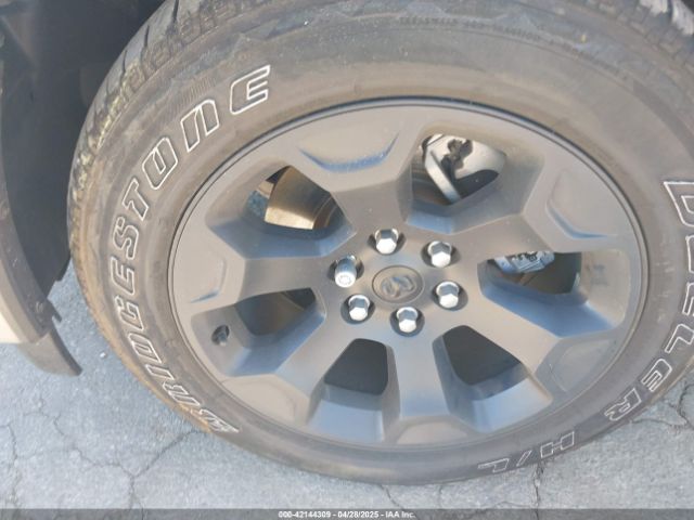 1C6RRFFG4SN502088 RAM 1500 Big Horn  4x4 5'7 Box