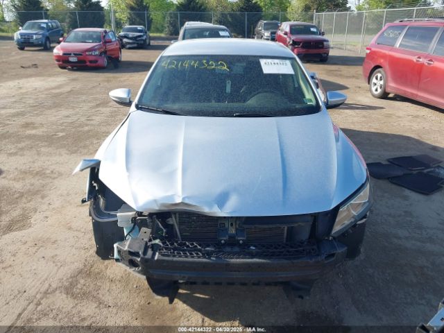 1VWAT7A39GC014305 Volkswagen Passat 1.8t S