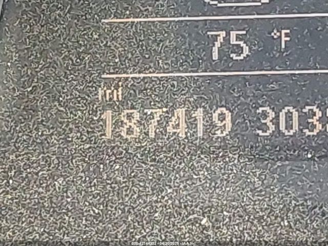 1VWAT7A39GC014305 Volkswagen Passat 1.8t S