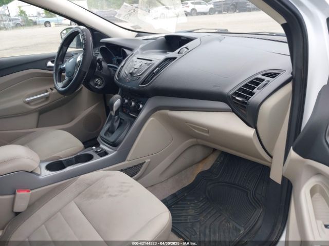 1FMCU0G7XGUA69846 Ford ESCAPE SE