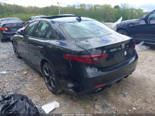 2018 ALFA ROMEO GIULIA ZARFAEEN5J7597346 Photo 2