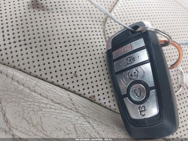 1FMJU1MT6JEA33748 Ford Expedition Platinum