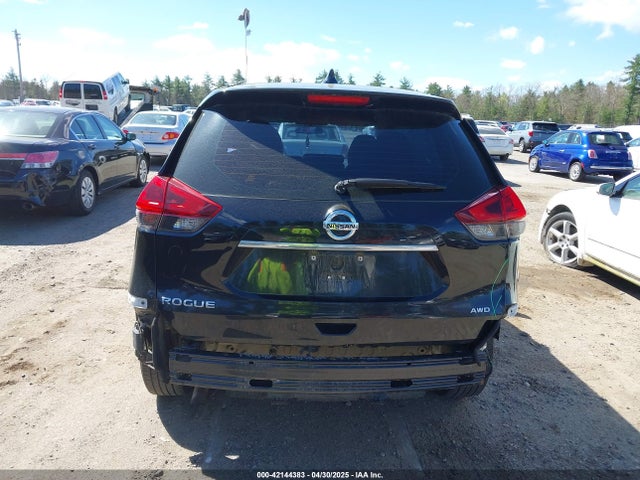 5N1AT2MV1JC742917 Nissan 2018