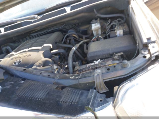 5TFUW5F17GX546082 Toyota Tundra Sr5 5.7l V8
