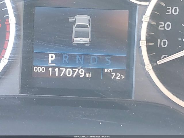 5TFUW5F17GX546082 Toyota Tundra Sr5 5.7l V8