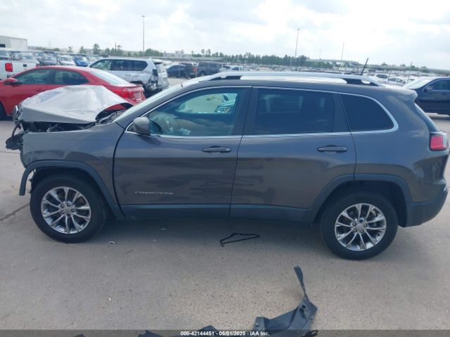 1C4PJLLB2KD333239 Jeep Cherokee Latitude Plus Fwd