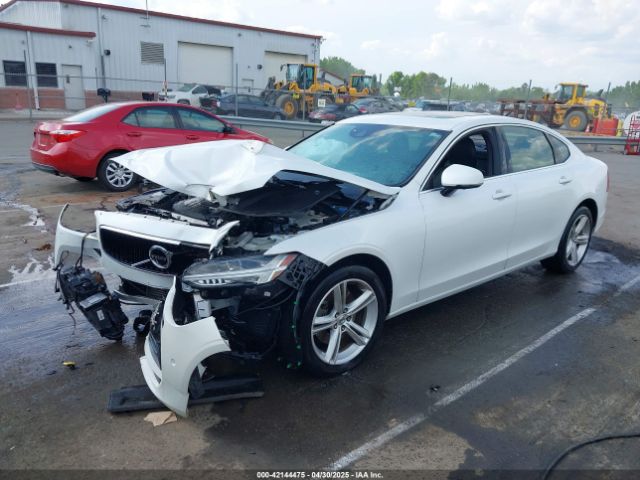 2018 VOLVO S90 LVY982MK6JP016485 Photo 1