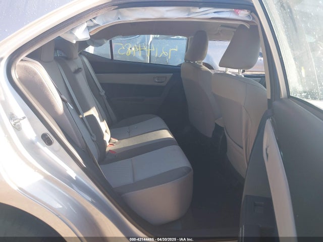 2T1BURHE0JC045528 Toyota COROLLA LE