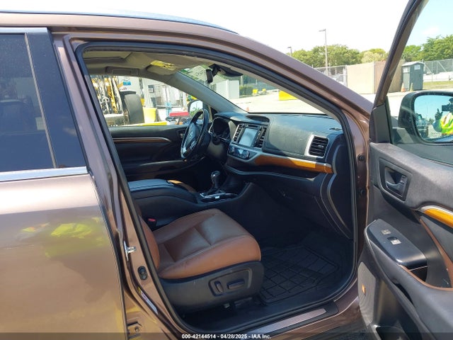 5TDYZRFH1KS304576 Toyota Highlander Limited
