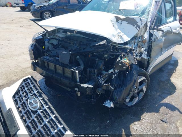 KMHRC8A35MU122692 Hyundai Venue Sel