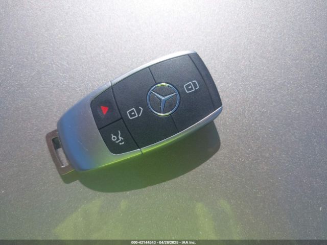 55SWF8DB8KU308975 Mercedes-Benz C 300