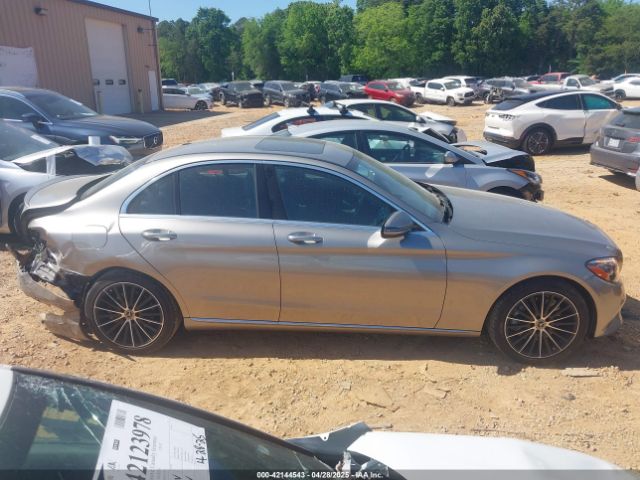 55SWF8DB8KU308975 Mercedes-Benz C 300