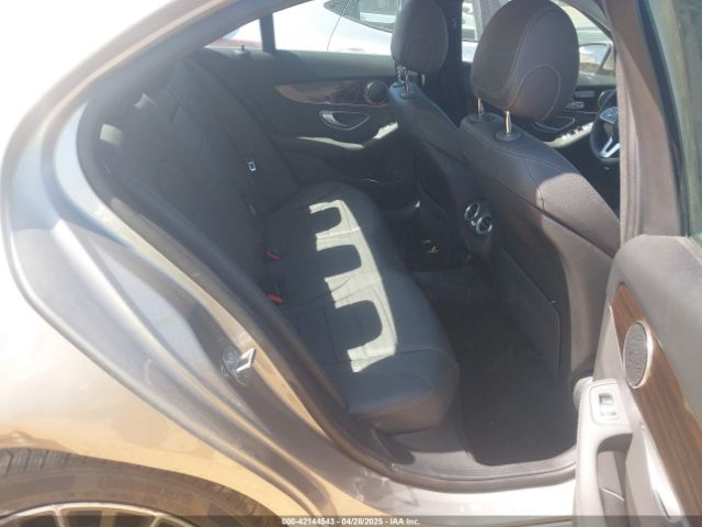 55SWF8DB8KU308975 Mercedes-Benz C 300