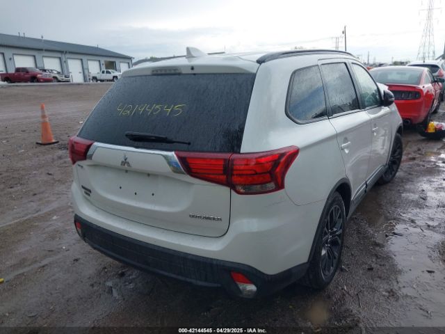2018 MITSUBISHI OUTLANDER JA4AD3A32JZ055477 Photo 3