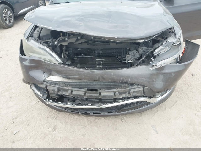 Chrysler 200 S 2015 1C3CCCBB0FN620075 Image 6