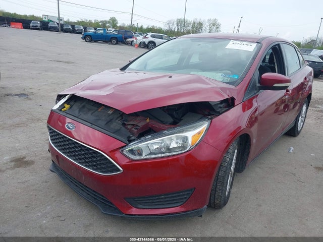 1FADP3F2XGL377909 Ford FOCUS SE
