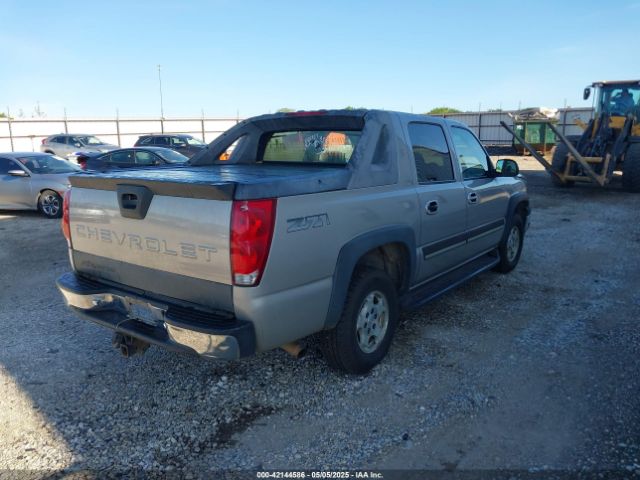 2004 CHEVROLET AVALANCHE 1500 3GNEK12T74G334998 Photo 3