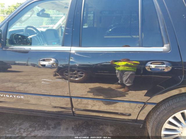 5LMJJ2JT1FEJ07052 Lincoln Navigator