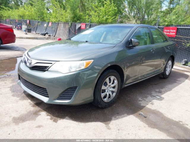 4T1BF1FK1EU863181 Toyota CAMRY LE