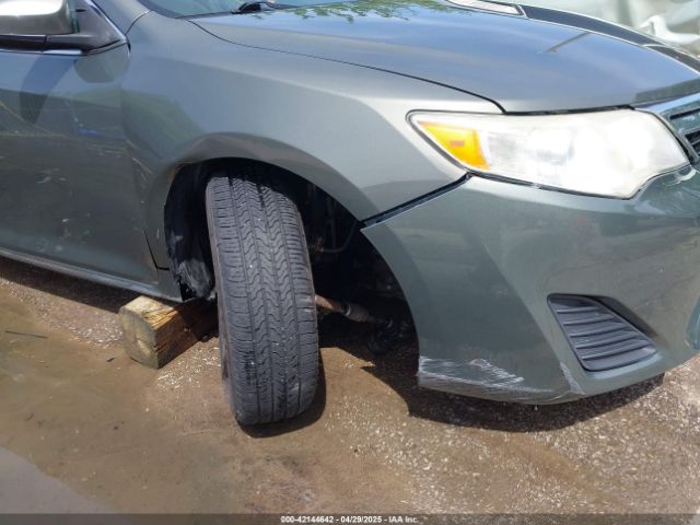 4T1BF1FK1EU863181 Toyota CAMRY LE