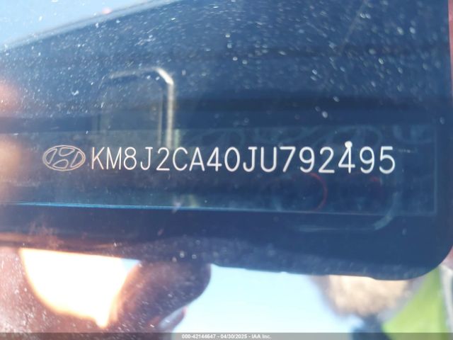 KM8J2CA40JU792495 Hyundai TUCSON SE
