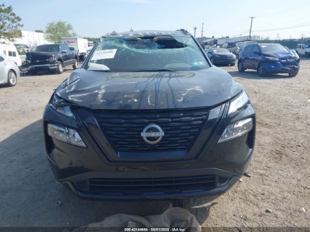 JN8BT3BB1PW214975 Nissan Rogue Sv Intelligent Awd