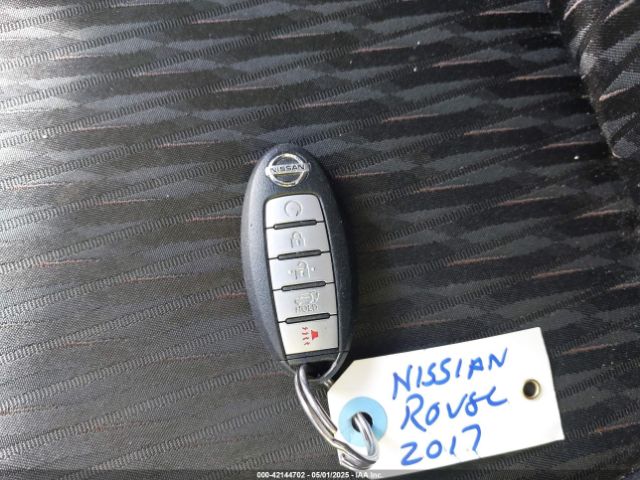 5N1AT2MV4HC878808 Nissan ROGUE SV