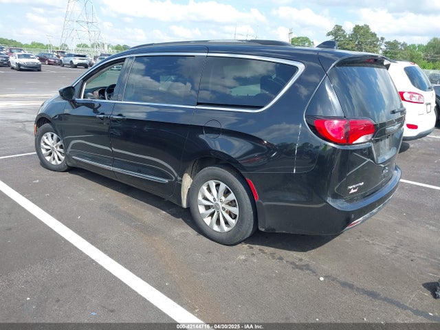 Aukcja sprzedaży 2017 Chrysler Pacifica Touring-l, vin: 2C4RC1BG0HR762552, numer aukcji: 42144716