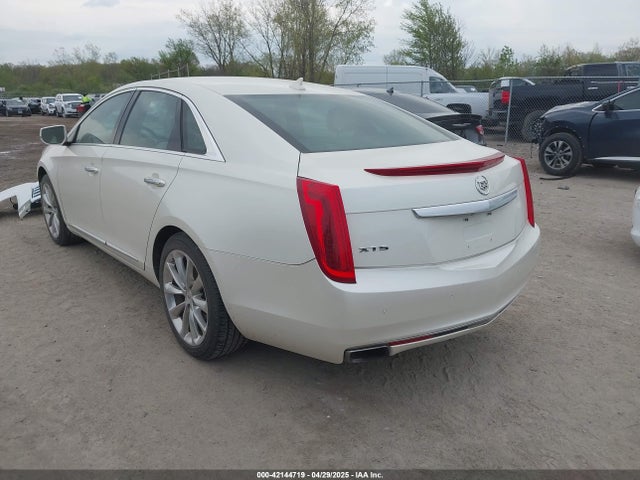 2013 CADILLAC XTS 2G61P5S32D9131949 Photo 2