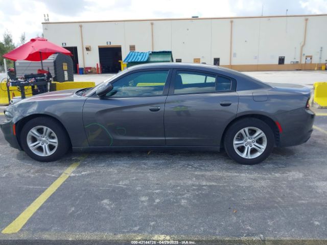 2C3CDXBG4NH248389 Dodge Charger Sxt Rwd