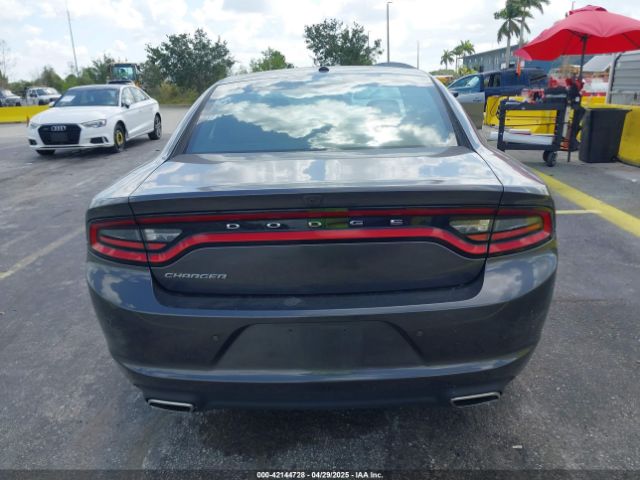 2C3CDXBG4NH248389 Dodge Charger Sxt Rwd