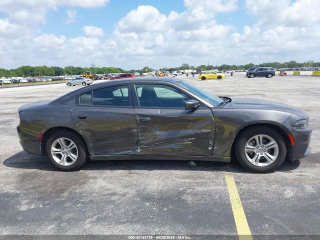 2C3CDXBG4NH248389 Dodge Charger Sxt Rwd