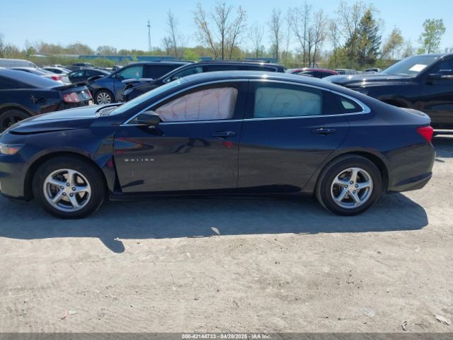1G1ZC5ST4HF241340 Chevrolet Malibu 1fl
