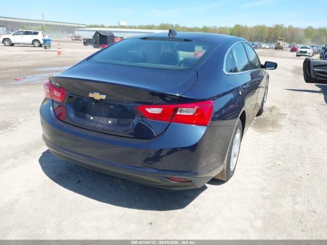 1G1ZC5ST4HF241340 Chevrolet Malibu 1fl