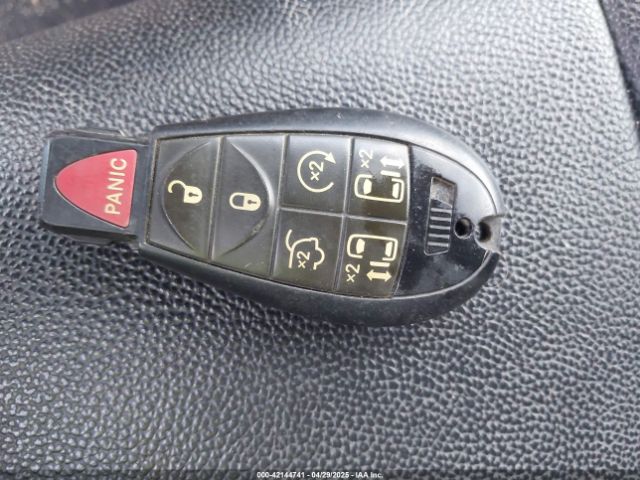 2C4RDGCG2KR723127 Dodge Grand Caravan Sxt