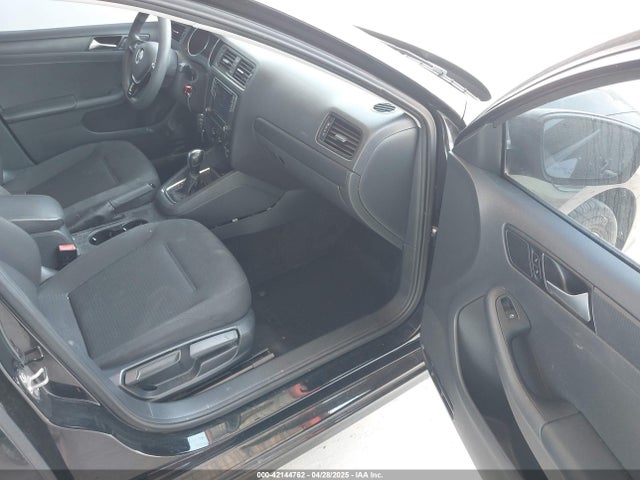 3VW267AJXGM406525 Volkswagen Jetta 1.4t S