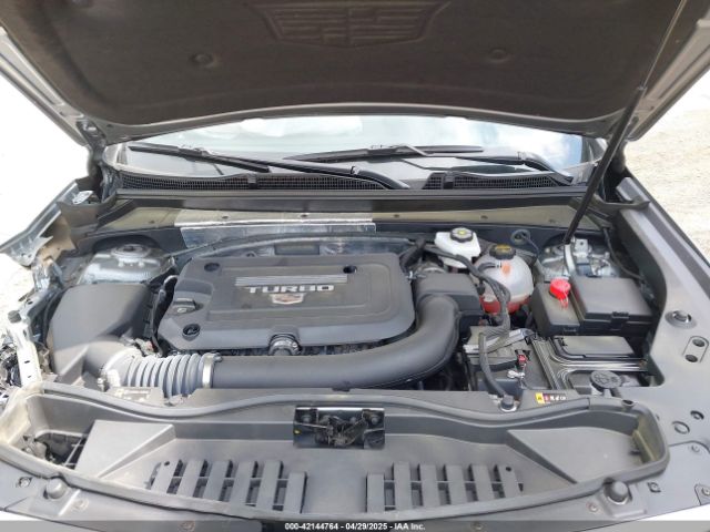 1GYFZCR41SF142388 Cadillac Xt4 Fwd Premium Luxury