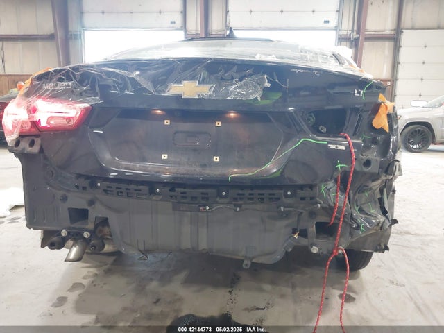 1G1ZD5ST5NF209165 Chevrolet Malibu Fwd Lt