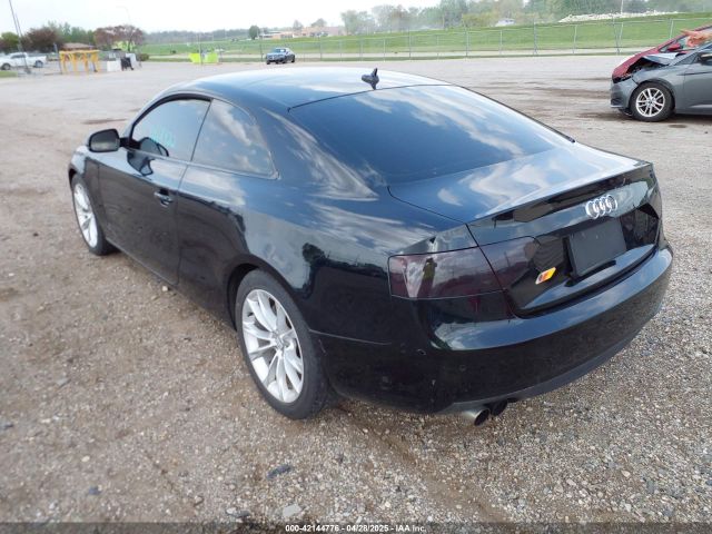 2013 AUDI A5 WAUVFAFR2DA000742 Photo 2