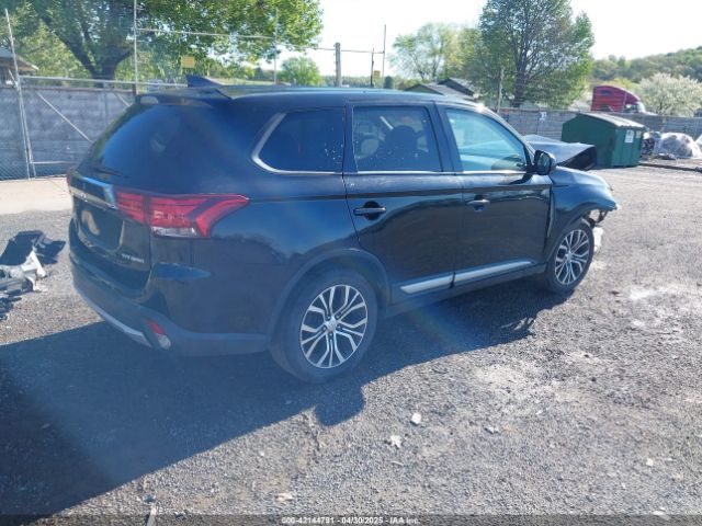 JA4AD2A34HZ021058 Mitsubishi Outlander Es
