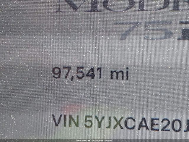 5YJXCAE20JF137531 Tesla 2018