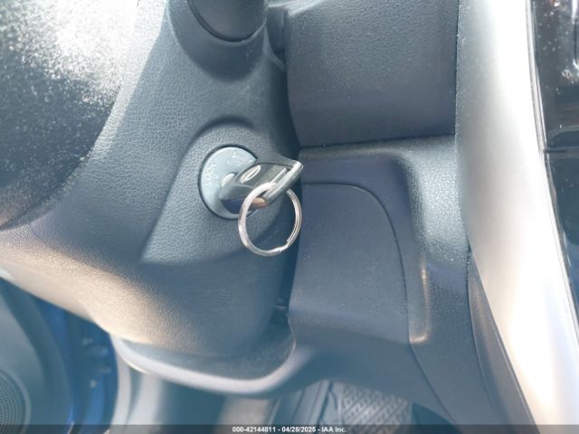 3N1CE2CP4GL350573 Nissan VERSA NOTE
