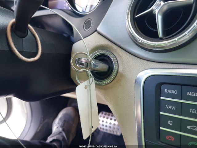 2016 MERCEDES-BENZ CLA 250 WDDSJ4EB6GN324399 Photo 10