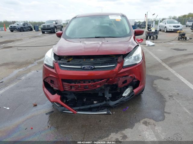 1FMCU0GX4EUB78526 Ford ESCAPE SE