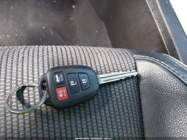 5YFBURHE3FP317996 Toyota Corolla S