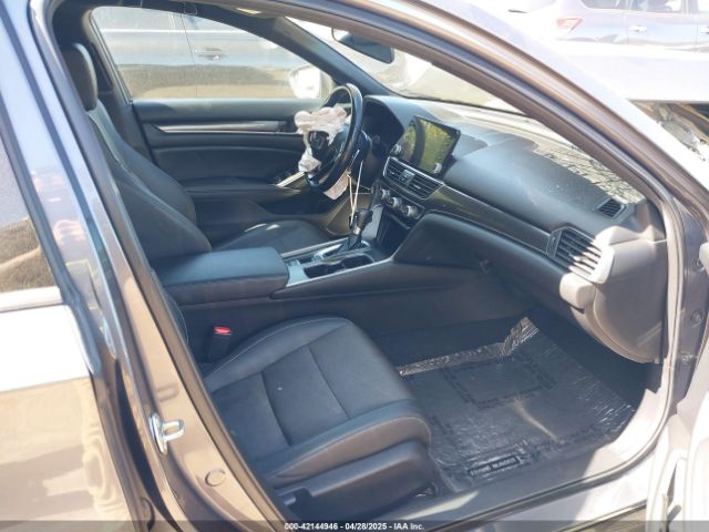 2019 HONDA ACCORD 1HGCV1F36KA153292 Photo 4