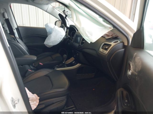 2018 JEEP COMPASS 3C4NJCBB3JT502380 Photo 4