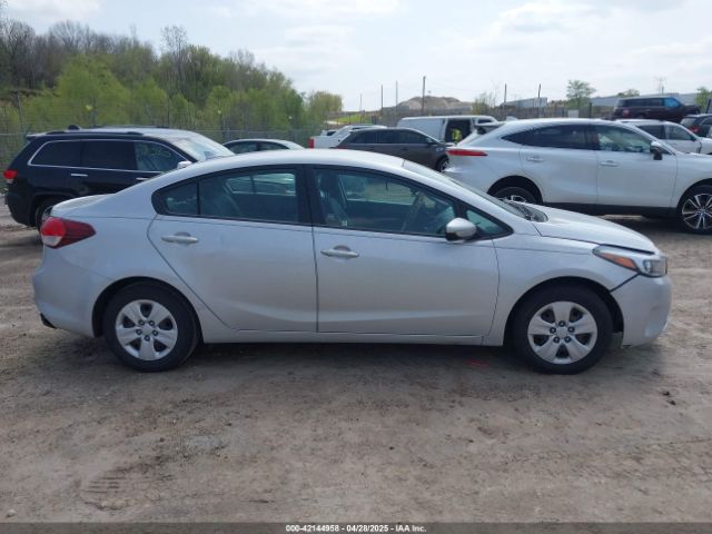 3KPFK4A76HE084786 KIA FORTE LX