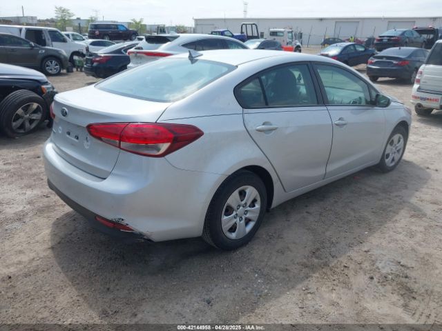 3KPFK4A76HE084786 KIA FORTE LX