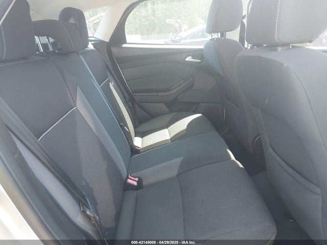 Ford FOCUS SE 2014 1FADP3K2XEL416386 Image 8